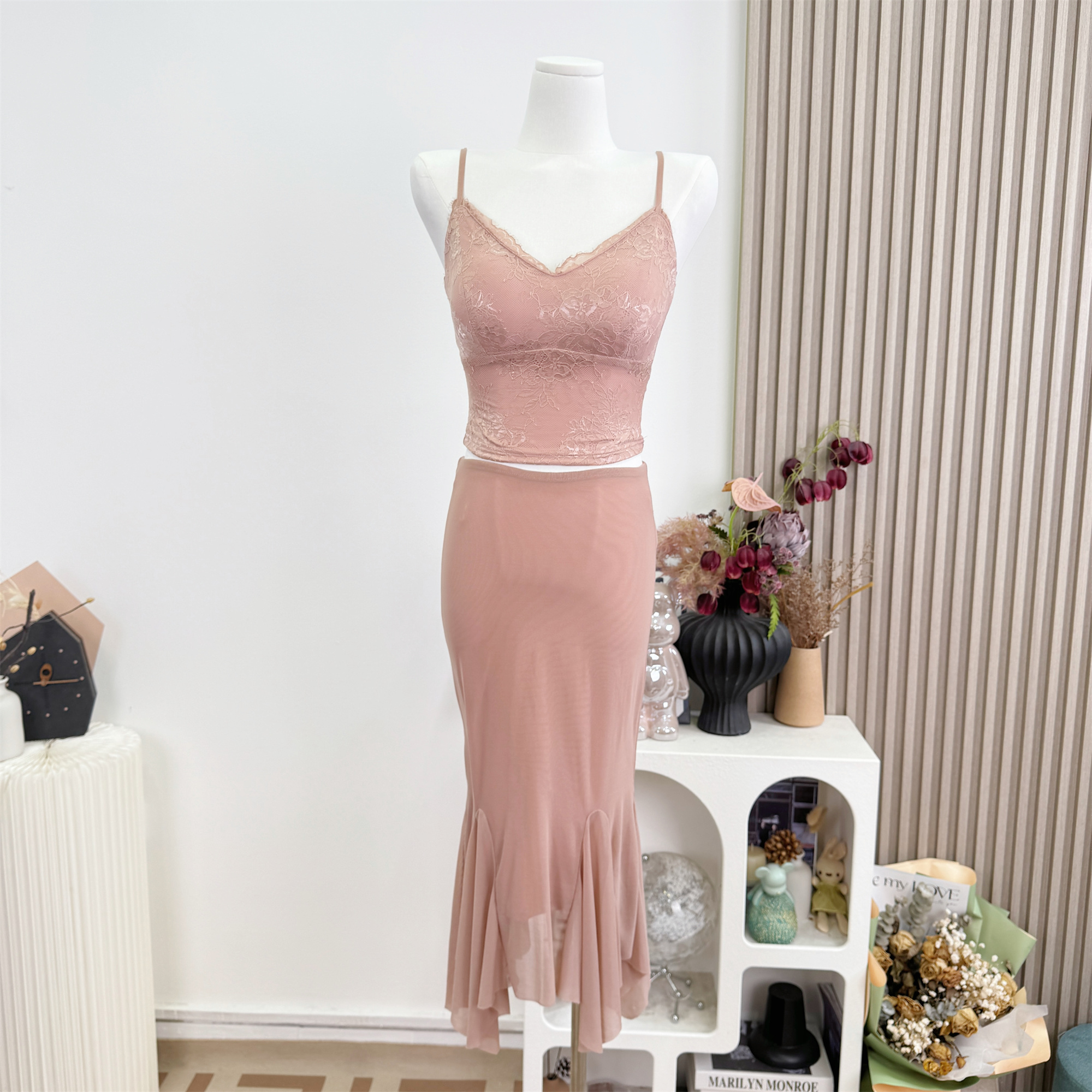 Pink V-Neck Lace Camisole with Padded Bra Short Cami Top - Image 2