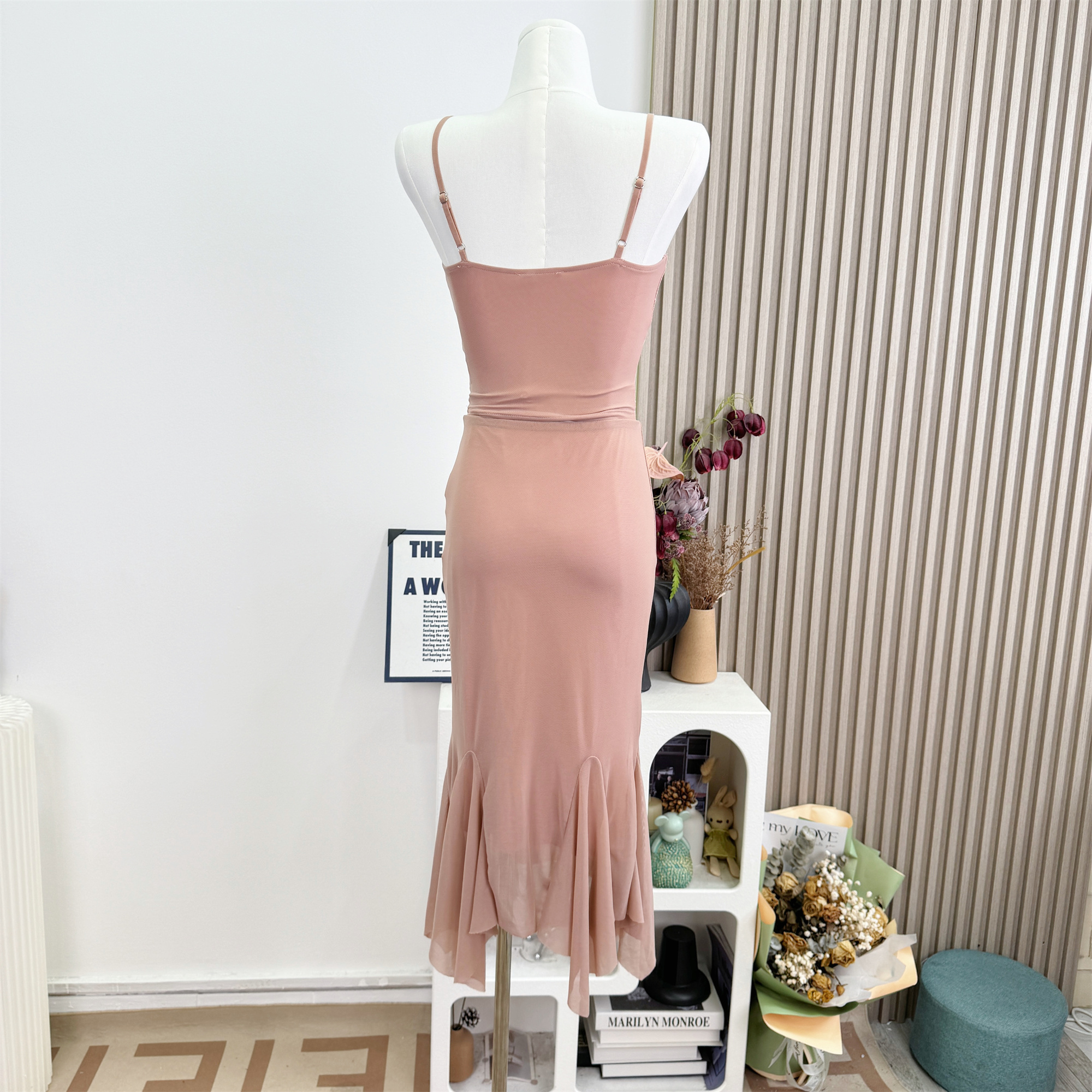 Pink V-Neck Lace Camisole with Padded Bra Short Cami Top - Image 4