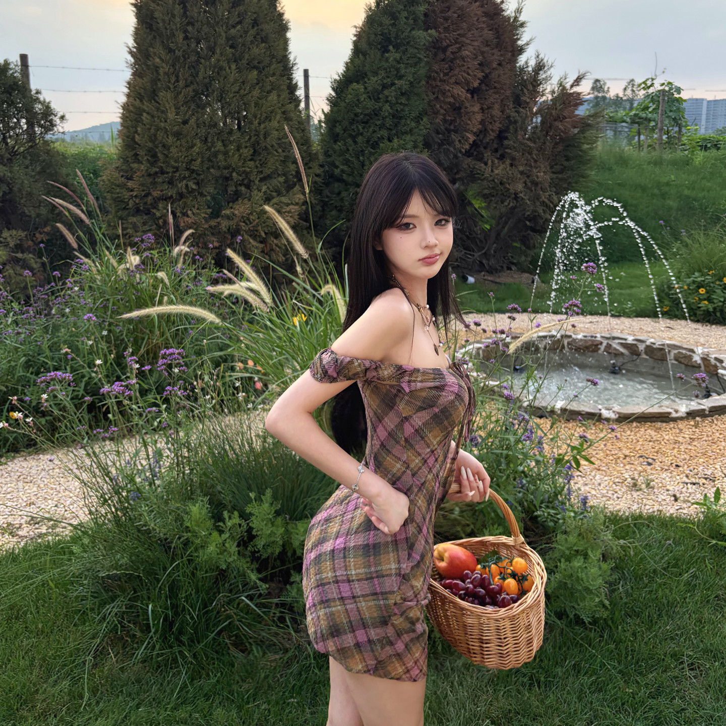 Sweet Plaid 2026 Summer Women's Retro Plaid Waist-Cinched Dress - Image 3