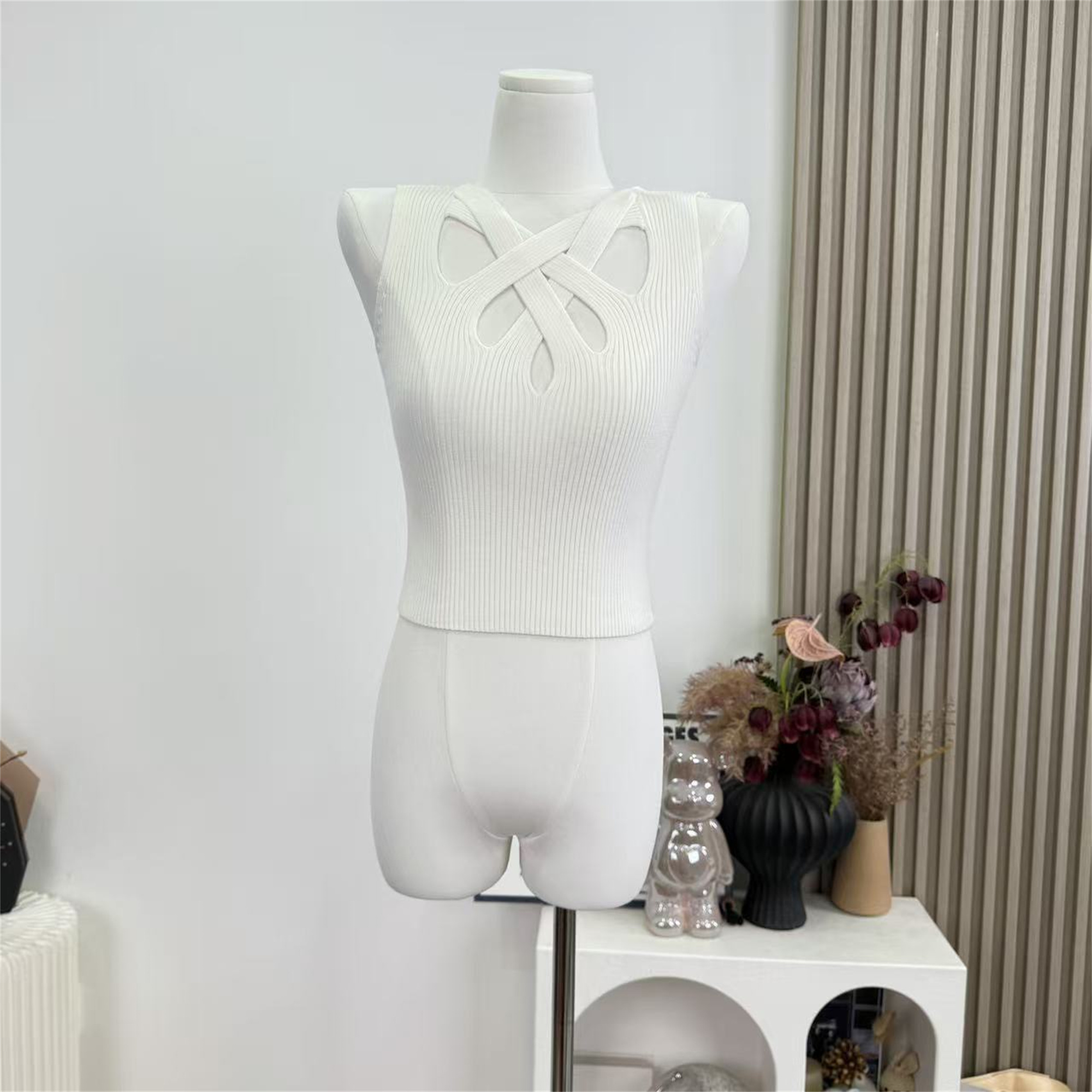 Slim Fit Halter Knit Crop Cami Top with Cutout Detail - Image 2