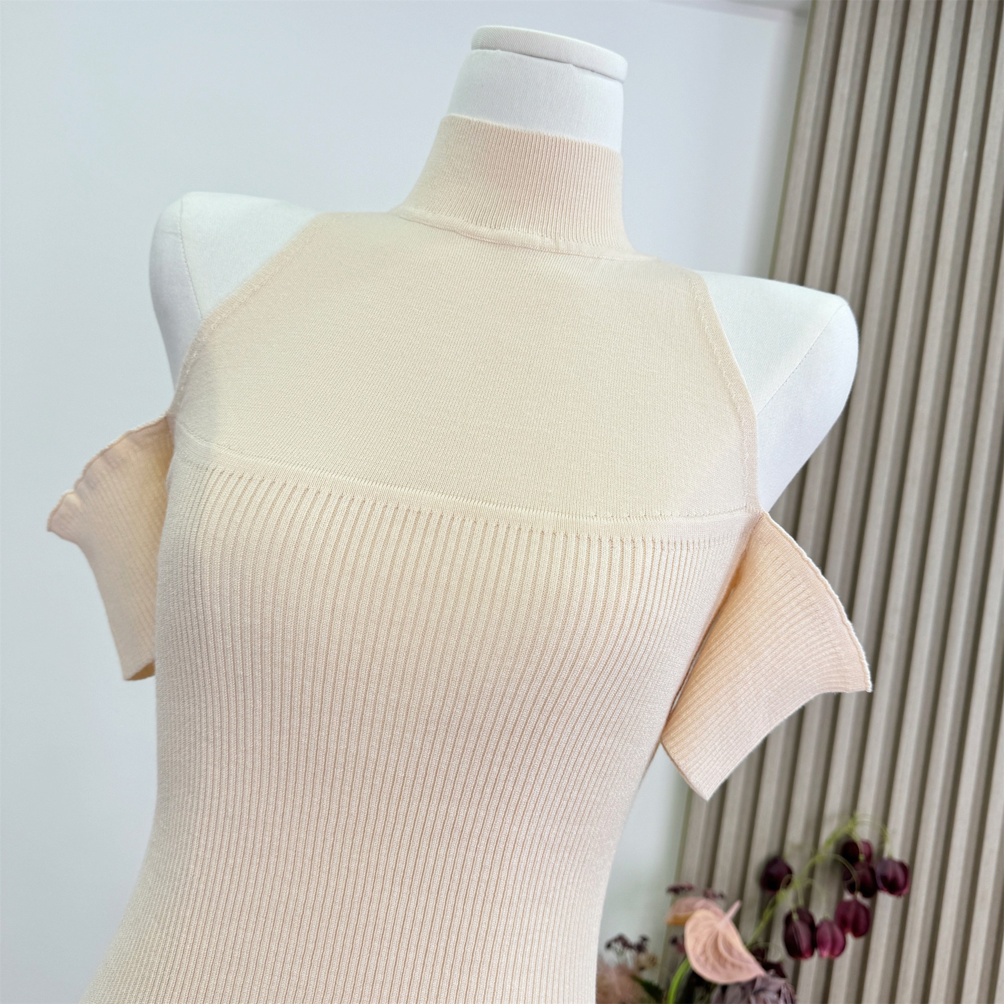 Women's Off-Shoulder Halter Semi-Sheer High-Stretch Top - Image 2
