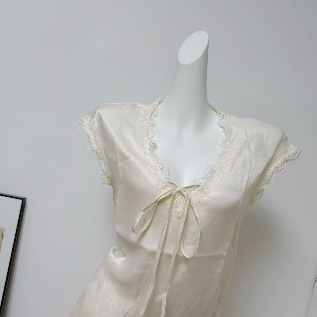 JING Summer Dream Lyocell Tencel Linen Sleeveless Shirt Lace Panel Top - Image 3