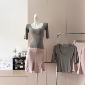 Women's Summer Two-Piece Set Slim Fit Short Sleeve T-Shirt and Bodycon Skirt