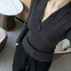 Women's V-Neck Long Sleeve Knit Sweater Slimming French Old Money Style Carbon Gray Early Autumn 2026