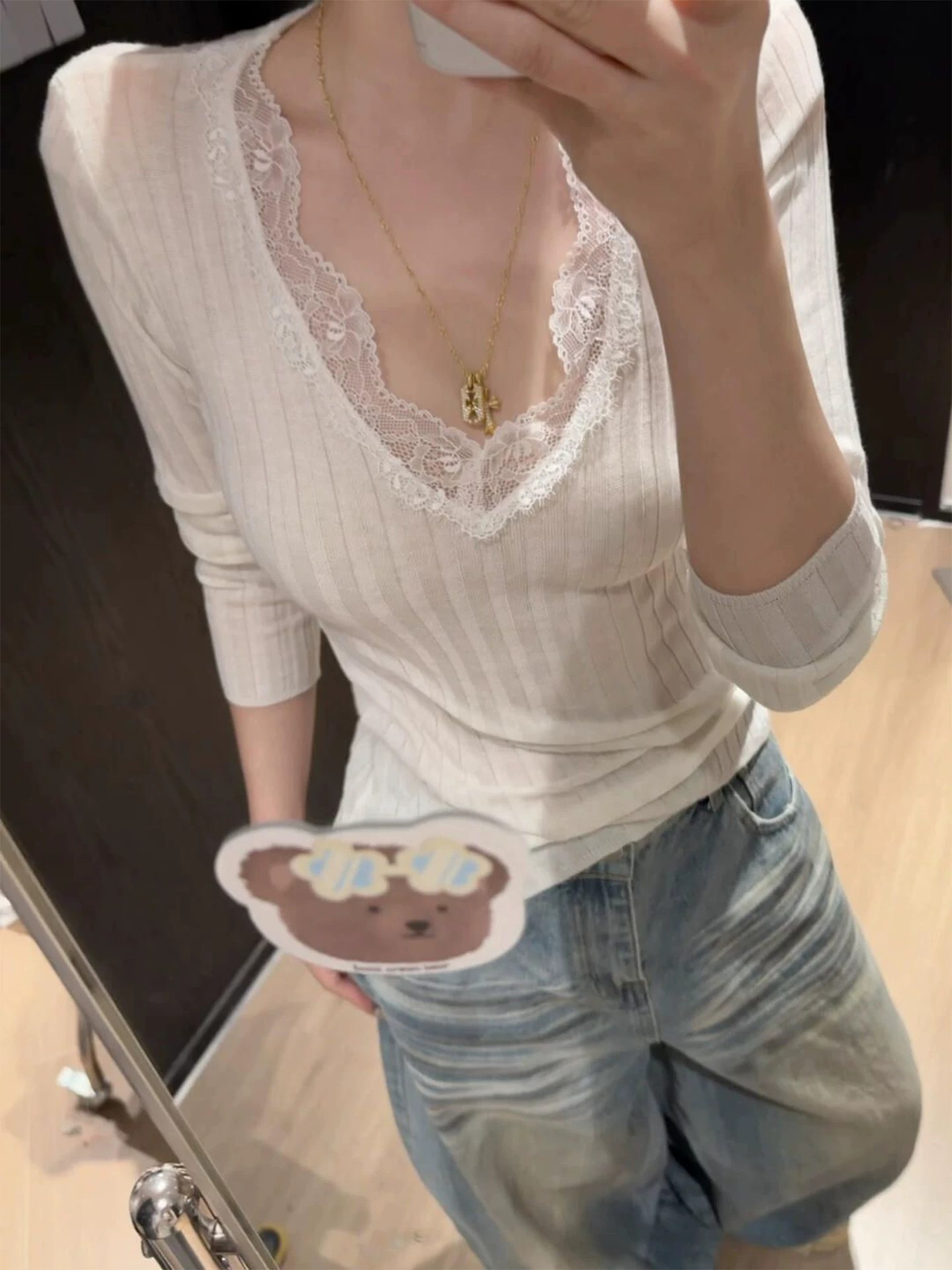 Korean Style White Lace Spliced V-Neck Long Sleeve Knit Top for Women Fall Slimming Inner Wear