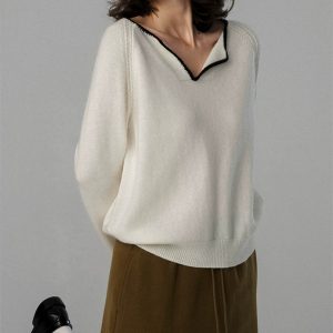Women's V-Neck Loose Knit Sweater in Off-White and Black